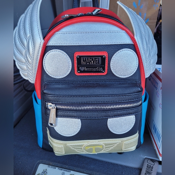 Loungefly Marvel Thor JANE Classic Winged Cosplay Mini Backpack - New w/ Tags - Picture 4 of 5